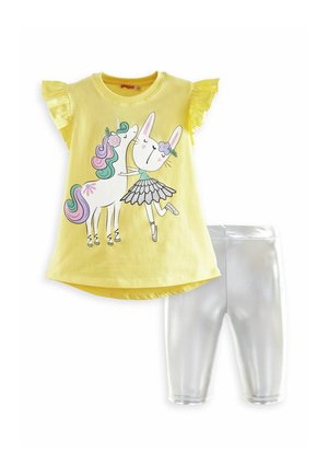 SET - Shorts - gelb