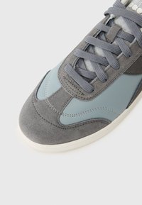 Diadora KICK - Trainers - high rise