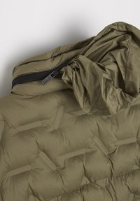 Diverse DKR HOPPER khaki