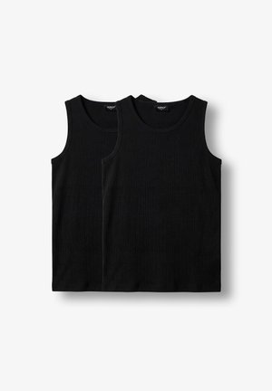 To svarte ribbestrikkede ermeløse tanktopper stablet oppå hverandre på en hvit bakgrunn, med rund hals og merkelapper inni kragene.