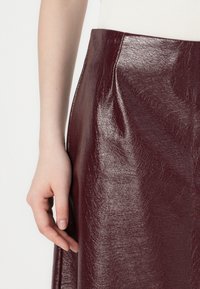 Vero Moda VMNELLY SKIRT - Miniskjørt - wine tasting