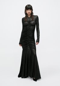 Norma Kamali LONG SLEEVE V NECK SHIRRED FRONT FISHTAIL GOWN - Proginė apranga - black