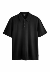 Crna polo majica kratkih rukava izrađena od pletenine; sadrži ovratnik, plitku steznu dugmad i rebraste manžete i donji rub.