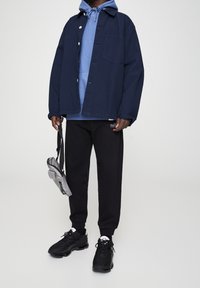 PULL&BEAR Tunn jacka - dark blue