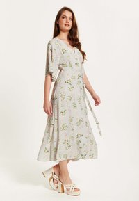 Liquorish WITH KIMONO SLEEVES - Day dress - multi coloured