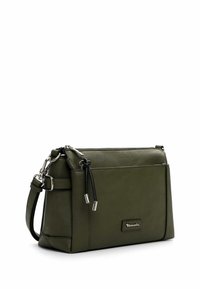 Borsa a spalla in pelle verde con design strutturato, hardware argentato, chiusura con zip e dettagli a coulisse neri a contrasto.