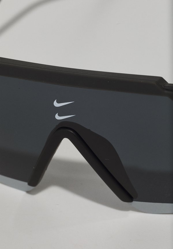 MARQUEE UNISEX - Sunglasses3