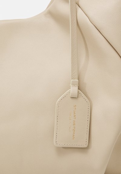 Stuart Weitzman THE MODA HOBO BAG - Shoppingväska - oat