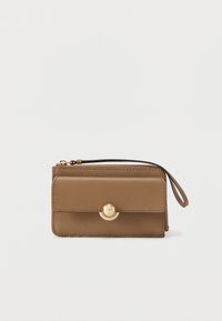 Sélectionné, toffee/deserto