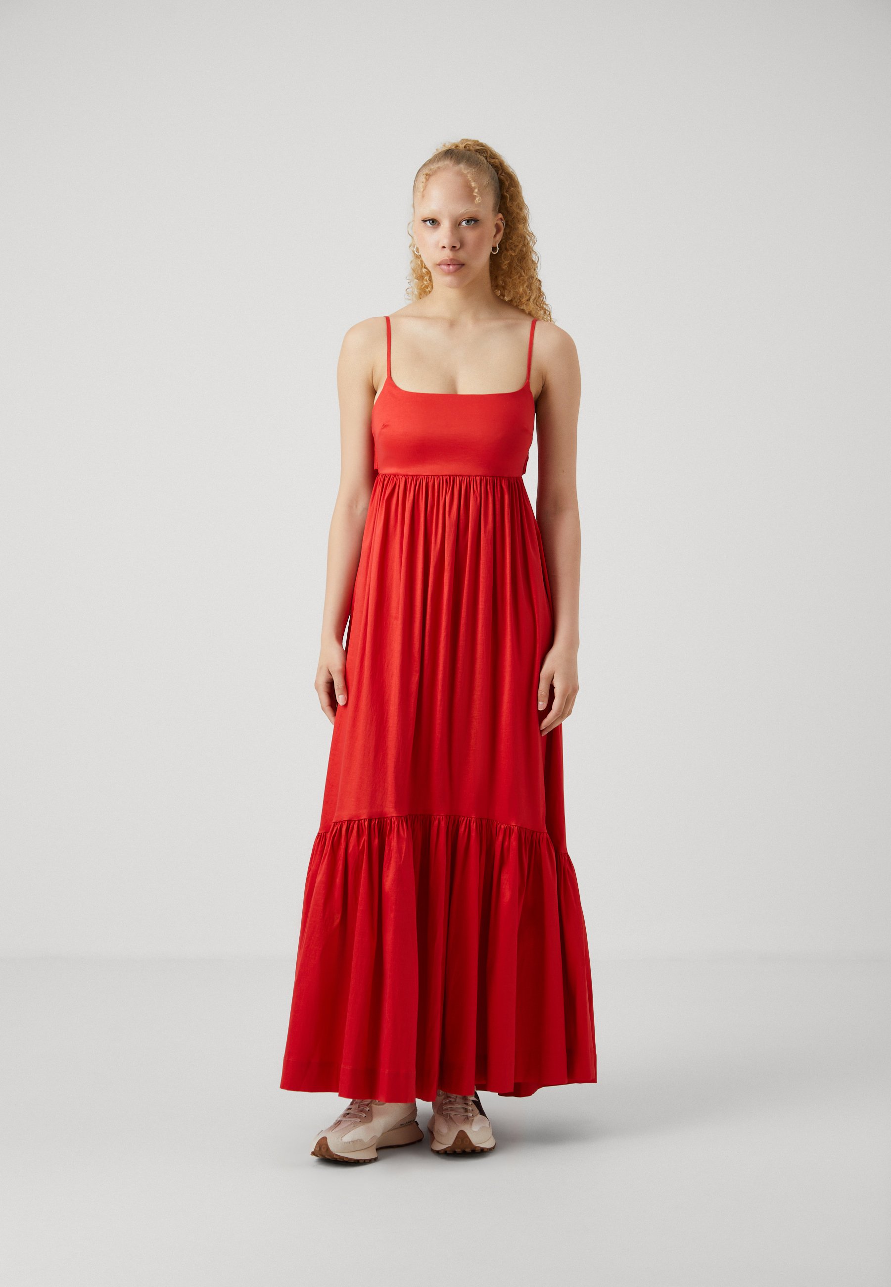 THE RED THREAD V slit long dress fog