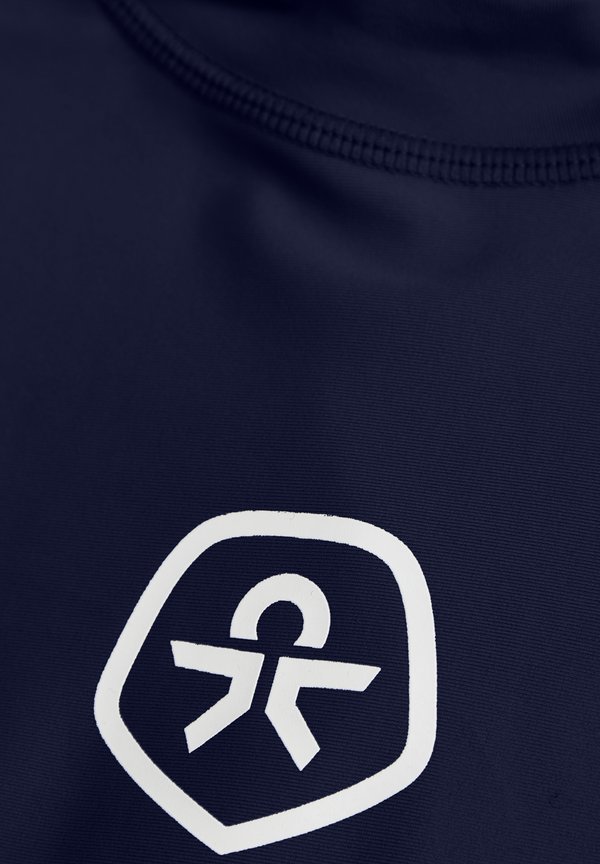 COTSHIRT - Rash vest2