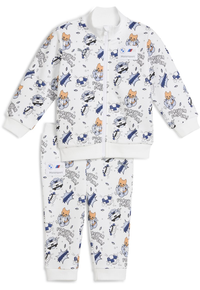 Witte peuter trainingsoutfit met cartoonkatten, raceauto's, tekst "Forever Faster!" en BMW Motorsport logo patches op zowel het jack als de broek.
