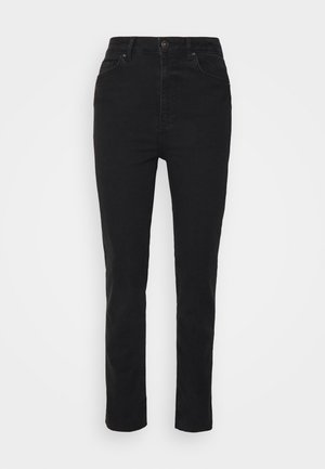 Jeans pretos de perna reta feitos de uma mistura de algodão. Apresentam fecho de botão, cinco bolsos e costura discreta. Textura suave, design minimalista.