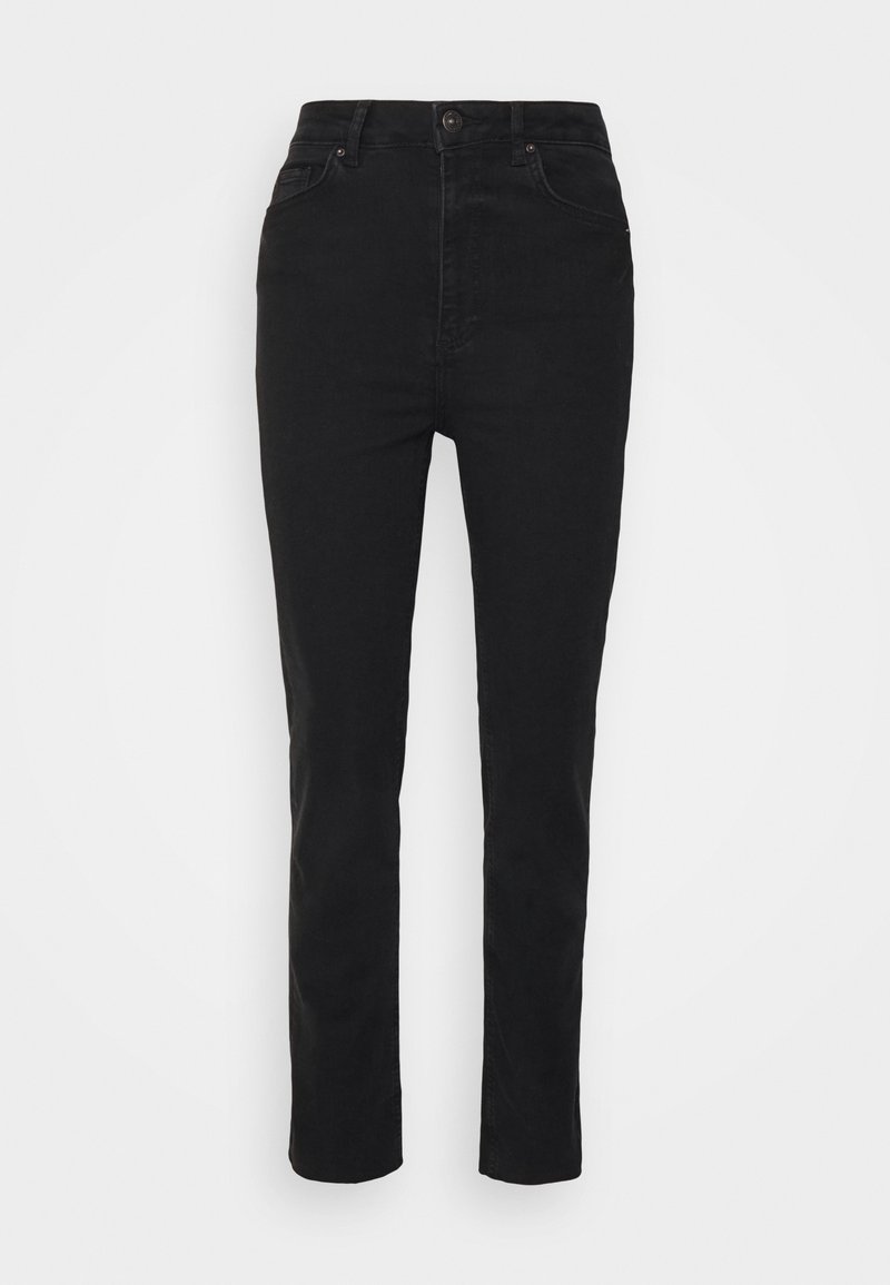 Jeans pretos de perna reta feitos de uma mistura de algodão. Apresentam fecho de botão, cinco bolsos e costura discreta. Textura suave, design minimalista.
