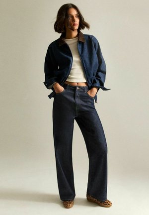 WIDE - Jeansy Dzwony