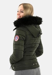 Navahoo Winterjacke - olivgrün