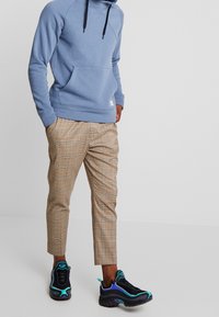 Jack & Jones Jersey con capucha - blue