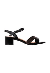 Sandale noire à petit talon avec bride à boucle à la cheville et lanières croisées texturées à l'avant, bout ouvert et talon bloc.
