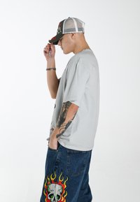 Ed Hardy HOLLY-PANTHER  - Print T-shirt - washed grey