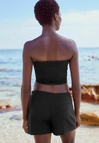 Next REGULAR FIT - Shortsit - black