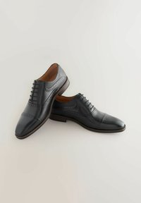 Next REGULAR FIT-OXFORD czarny