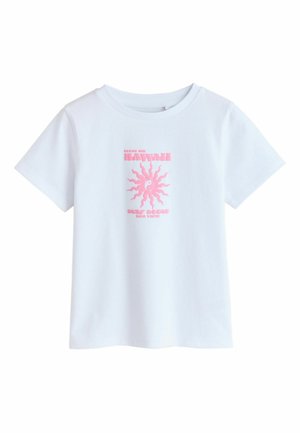 White short-sleeve t-shirt with pink sun and yin-yang graphic, featuring text "Hawaii," "Surf Point," and "Sea View" on front center.