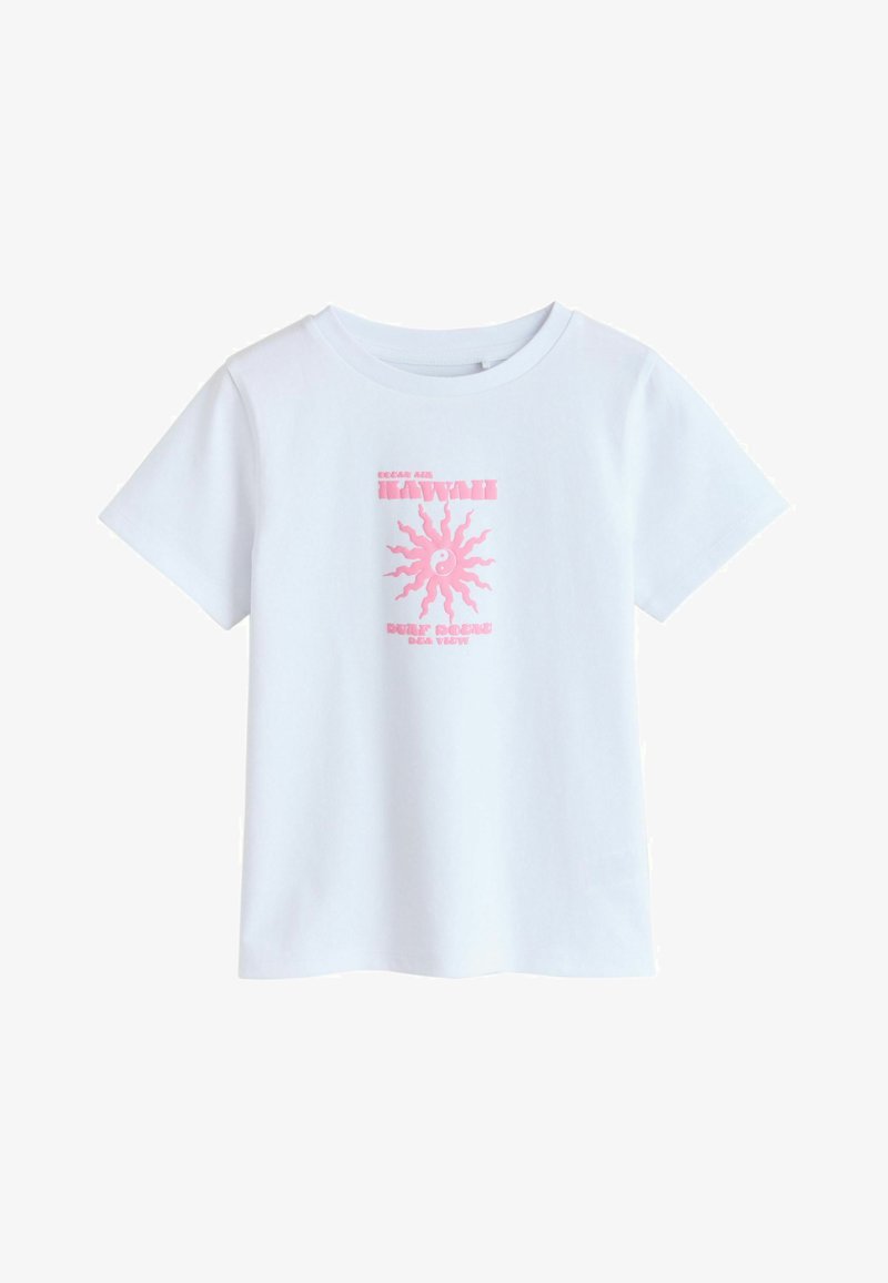 Fehér, rövid ujjú póló rózsaszín nap- és jin-jang grafikával, elöl középen "Hawaii", "Surf Point" és "Sea View" felirattal.