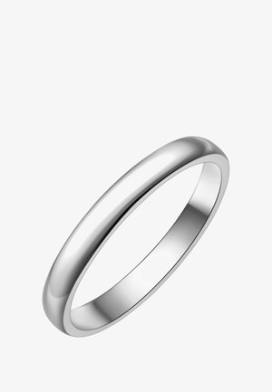 Anillo de plata con una banda lisa y redondeada. Acabado pulido con un ancho uniforme, sin patrones visibles ni adornos, sobre un fondo blanco.