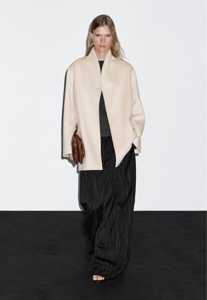 HIGH NECK - Mantel - beige
