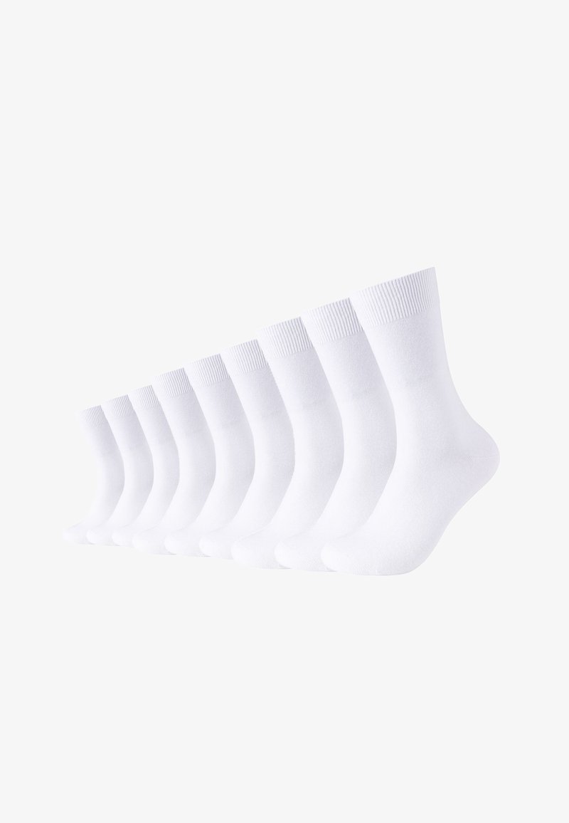 Neuf chaussettes blanches de type crew disposées en diagonale sur un fond blanc, montrant une bordure élastique en côte en haut.
