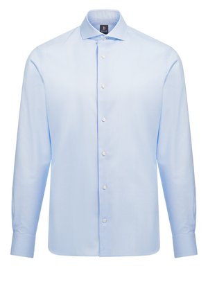 Camisa de rayas de manga larga azul claro hecha de algodón. Cuenta con un collar clásico y cierre frontal de botones blancos.