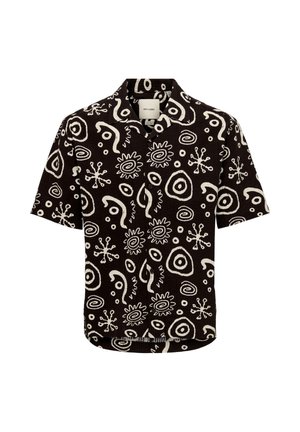 Must lühikeste varrukatega triiksärk, millel on valged abstraktsed keerutuste, ringide ja laineliste joonte mustrid üle kogu särgi.