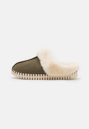 Kapcie - deep olive