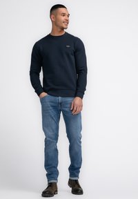 Petrol Industries Felpa - sky captain