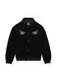 Veste noire à boutons avec des scorpions brodés en gris et jaune de chaque côté de la poitrine, col et poignets côtelés, et poches avant.