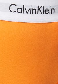 Calvin Klein Underwear THONG ICON COTTON MODAL - String - carrot