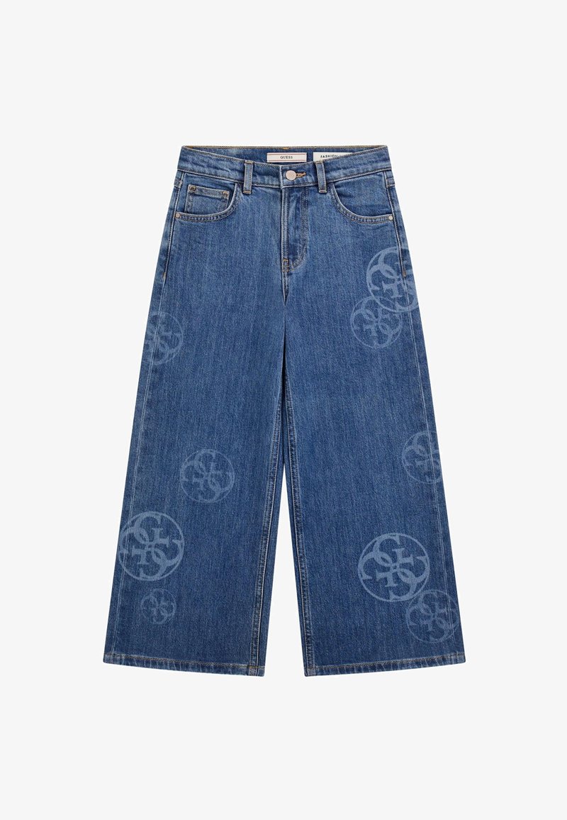 Jeans a gamba larga in denim blu medio con accenti a motivo discreto. Vita standard con tasche frontali e chiusura a bottone.