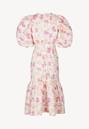Witte midi-jurk met roze en gele bloemenprint, korte pofmouwen, getailleerde taille en gerimpelde zoom.