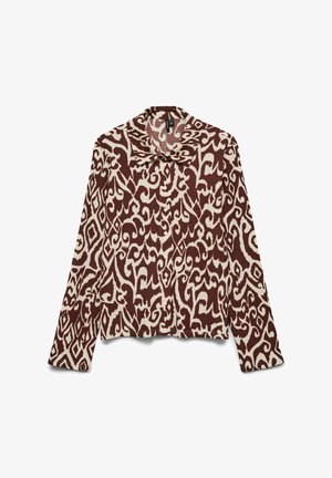 Langermet skjorte med knapper, brun og kremfarget abstrakt blomstermønster og geometrisk mønster, spiss krage, lagt flat på hvit bakgrunn.