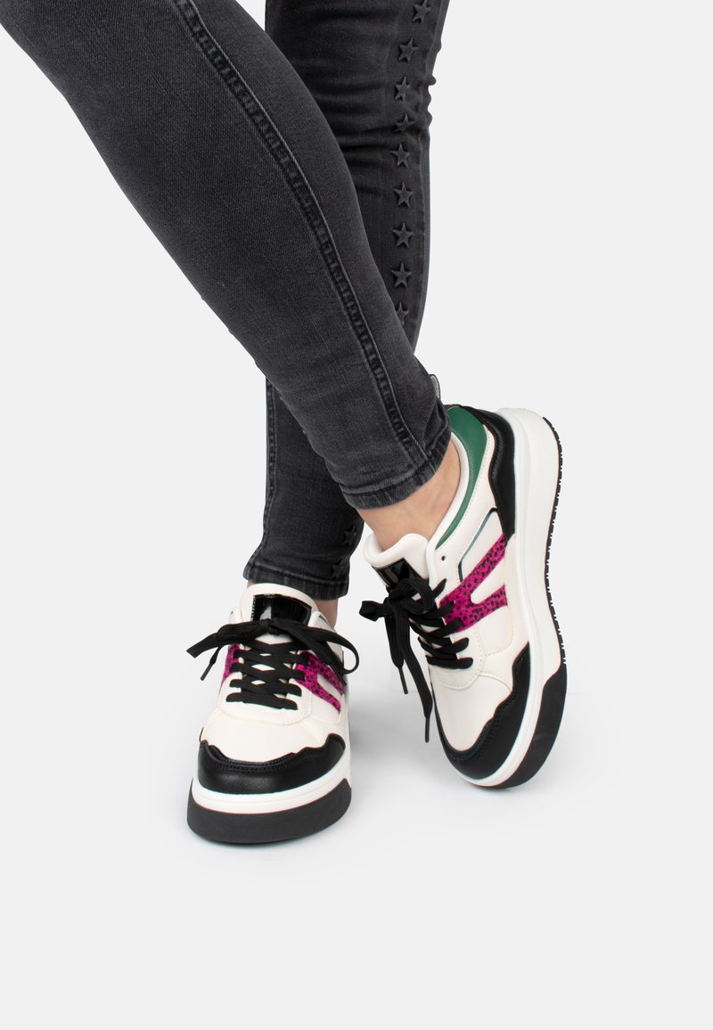 Posh by Poelman Zapatillas - black with pink combination