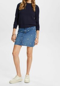 Esprit Stickad tröja - dark blue