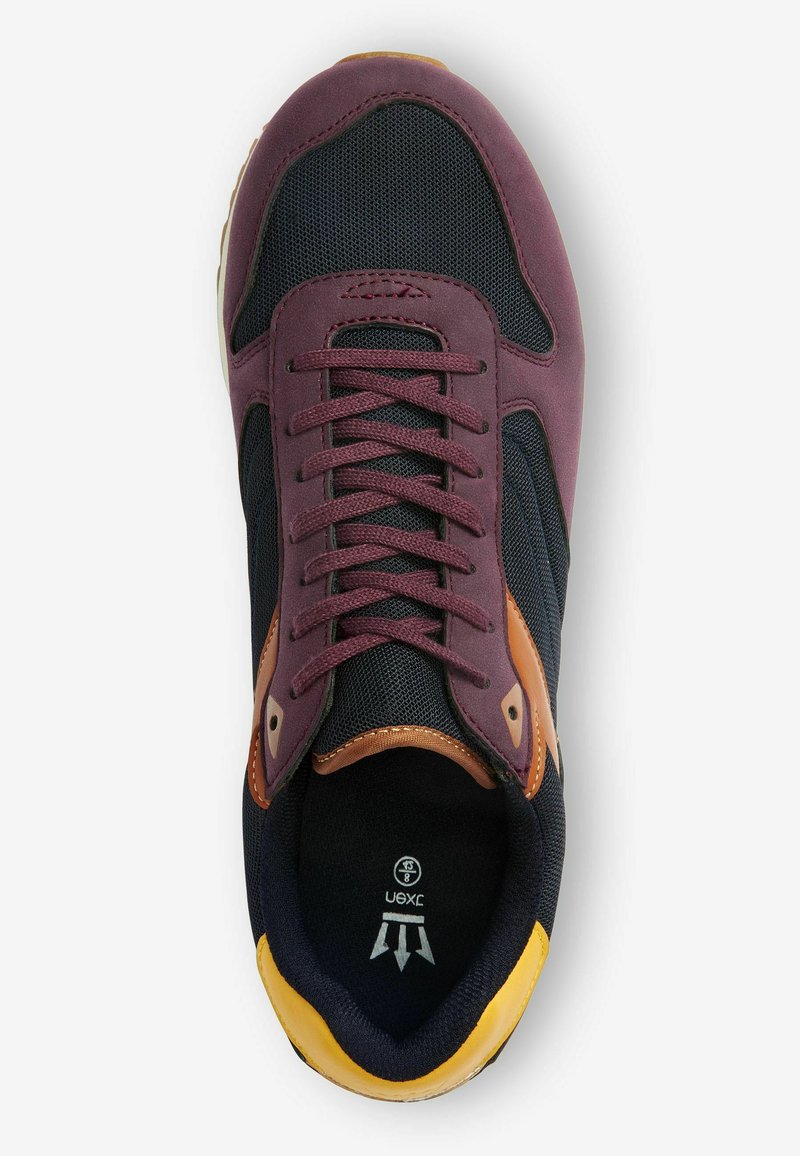 Herren Sneaker low | Next RETRO RUNNER Sneaker low burgundy red/mauve - PV88788 Herren Sneaker low | Next RETRO RUNNER Sneaker low burgundy red/mauve - PV88788