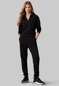 Calvin Klein Performance HALF ZIP  - Felpa con cappuccio - black beauty