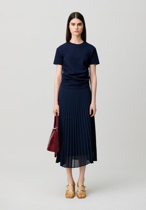 Claudie Pierlot, Robe de jour - marine