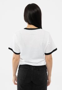 Paradiso Clothing SUBLIME 40OZ TO FREEDOM RINGER - Print T-shirt - white