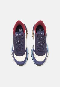 Lacoste ELITE ACTIVE 224 - Tossud - navy/off white
