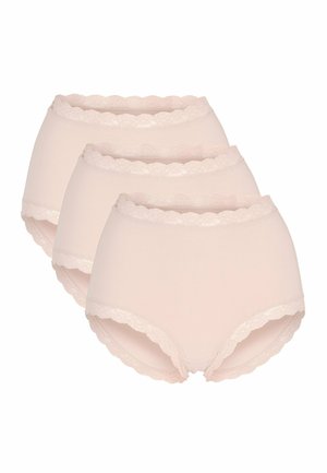 Drie lichtroze damesslips met hoge taille en getande kanten rand aan taille en beenopeningen, schuin op elkaar gestapeld.