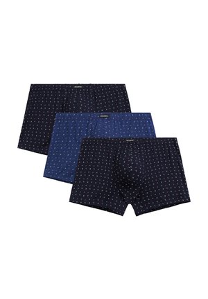 - Bokserki z krótkimi nogawkami