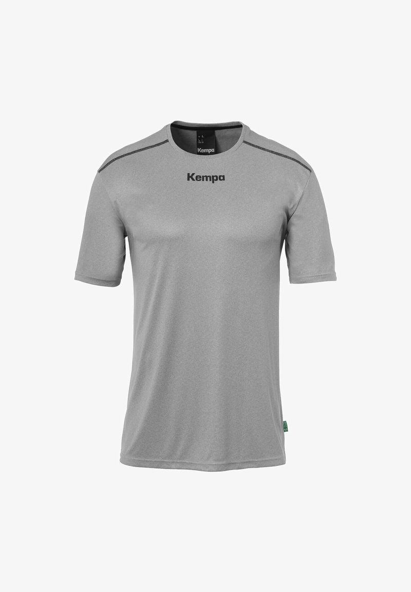 Grijze sport T-shirt van zacht, rekbaar materiaal. Korte mouwen, ronde halslijn en zwart "Kempa" logo over de borst, met accentstiksels.