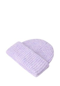 Lilla ribbet beanie lavet af blødt strikmateriale. Har en foldet manchet for justerbar pasform og en afrundet top.
